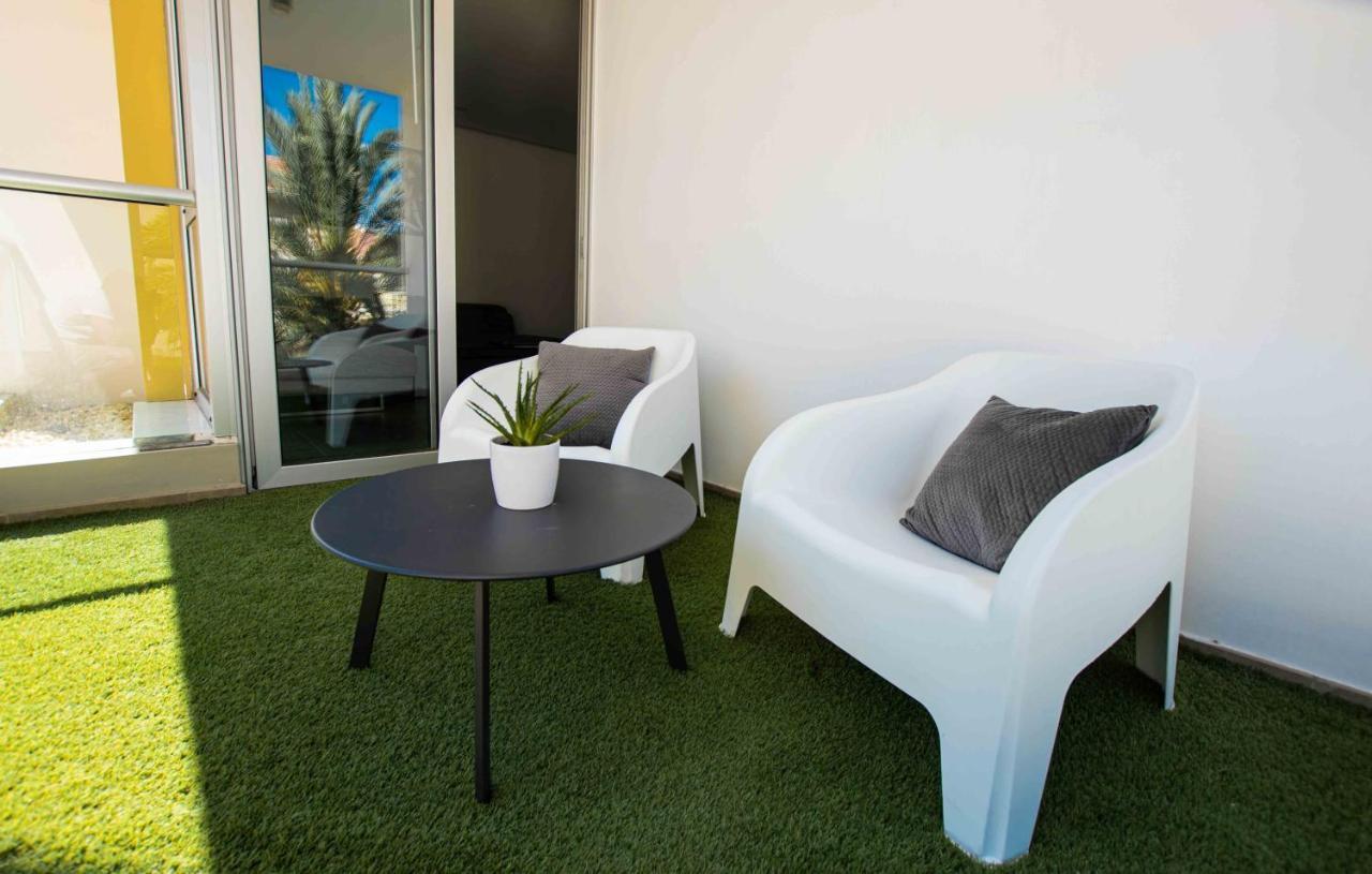 Glabur Stays - The Amazing 1 Bdr - Executive Apt Nicosia Center Free Parking & Wifi エクステリア 写真