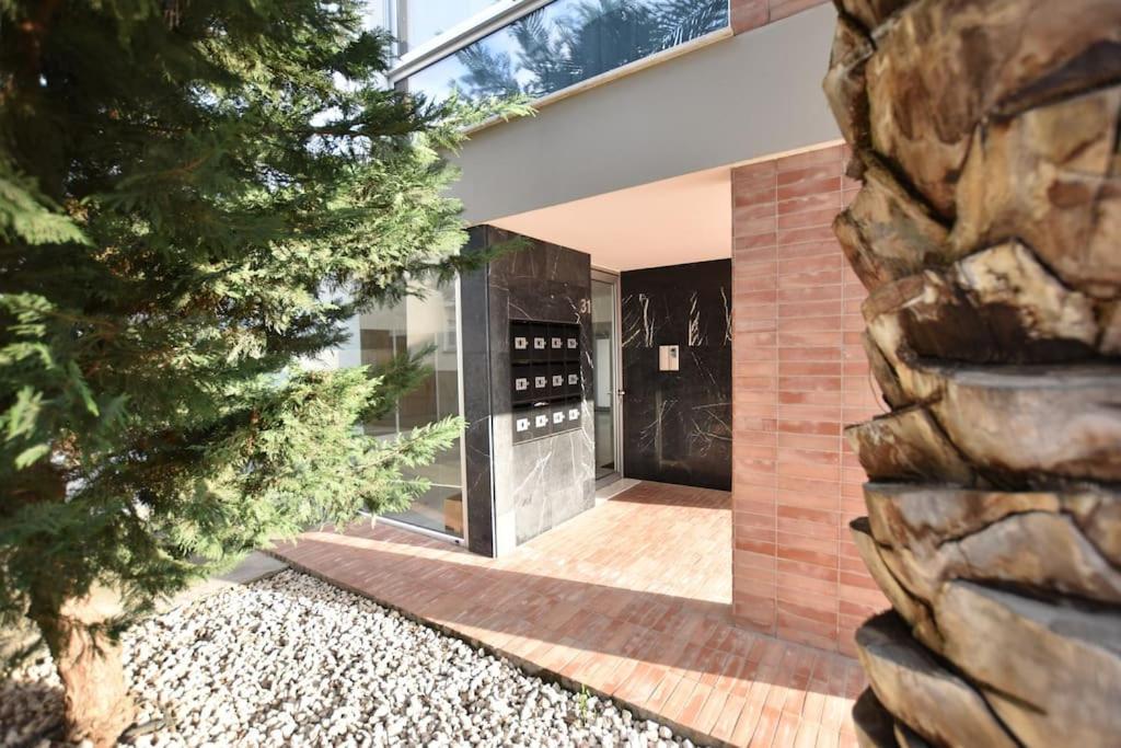 Glabur Stays - The Amazing 1 Bdr - Executive Apt Nicosia Center Free Parking & Wifi エクステリア 写真