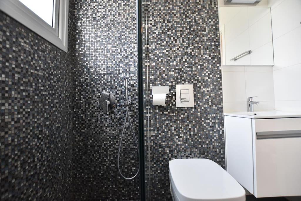 Glabur Stays - The Amazing 1 Bdr - Executive Apt Nicosia Center Free Parking & Wifi エクステリア 写真